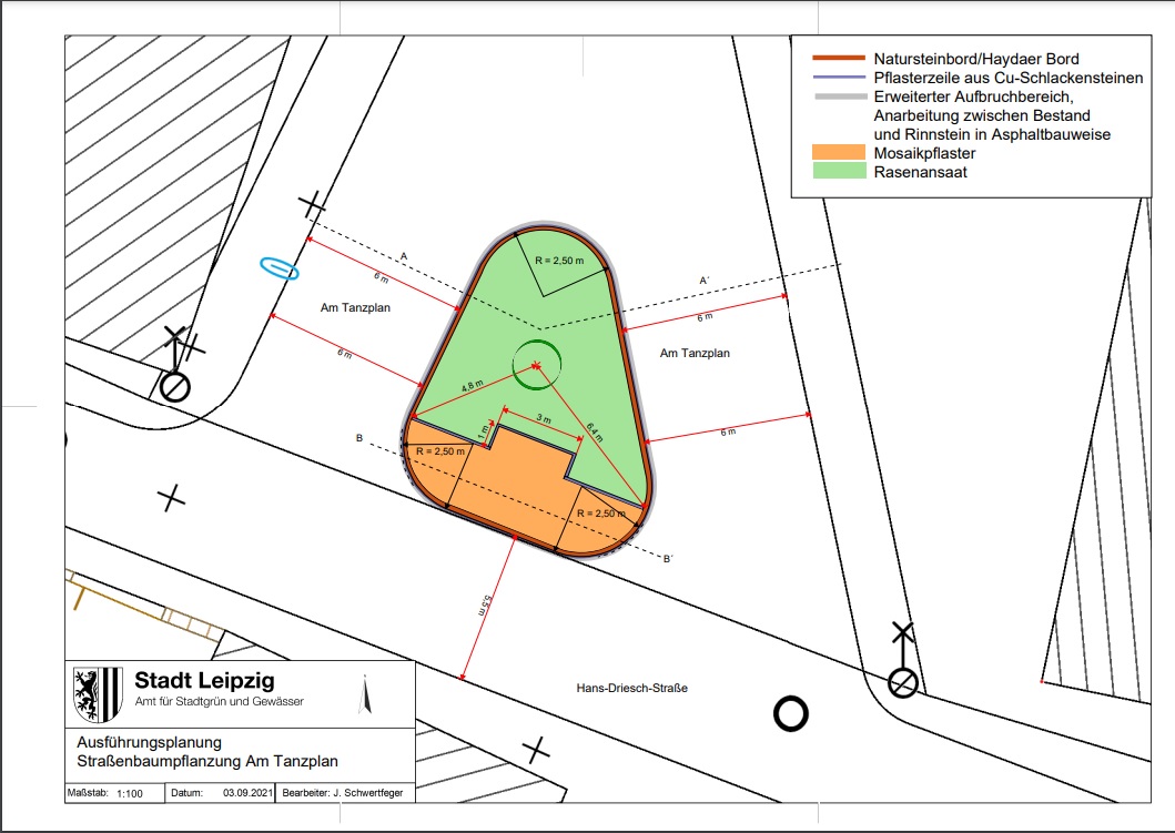 Der Bauplan für die Straßeninsel stand bereits seit September 2021 fest. Die untere Straße wird darin irrtümlich als Hans-Driesch-Straße bezeichnet. Es ist tatsächlich die William-Zipperer-Straße.